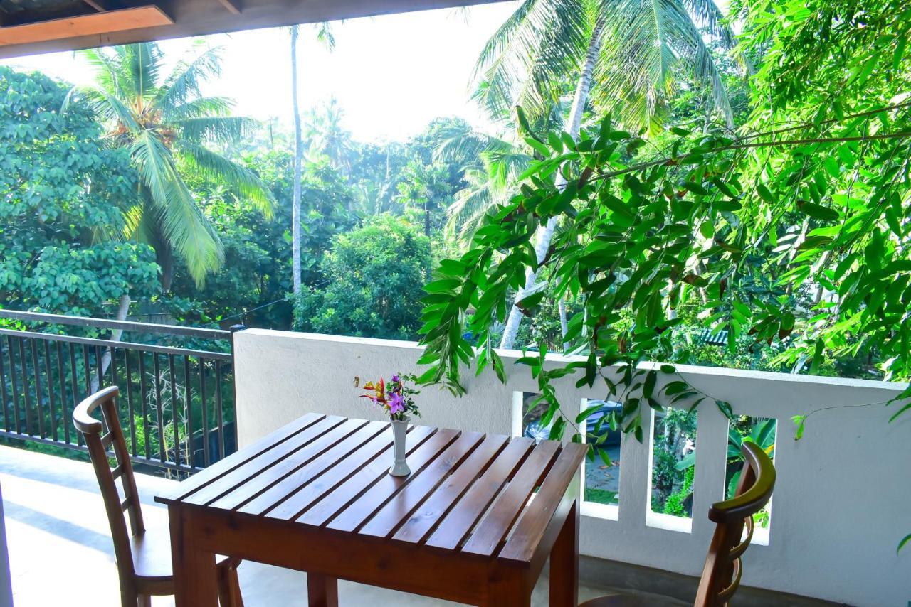 Onera Villa Хіккадува Екстер'єр фото